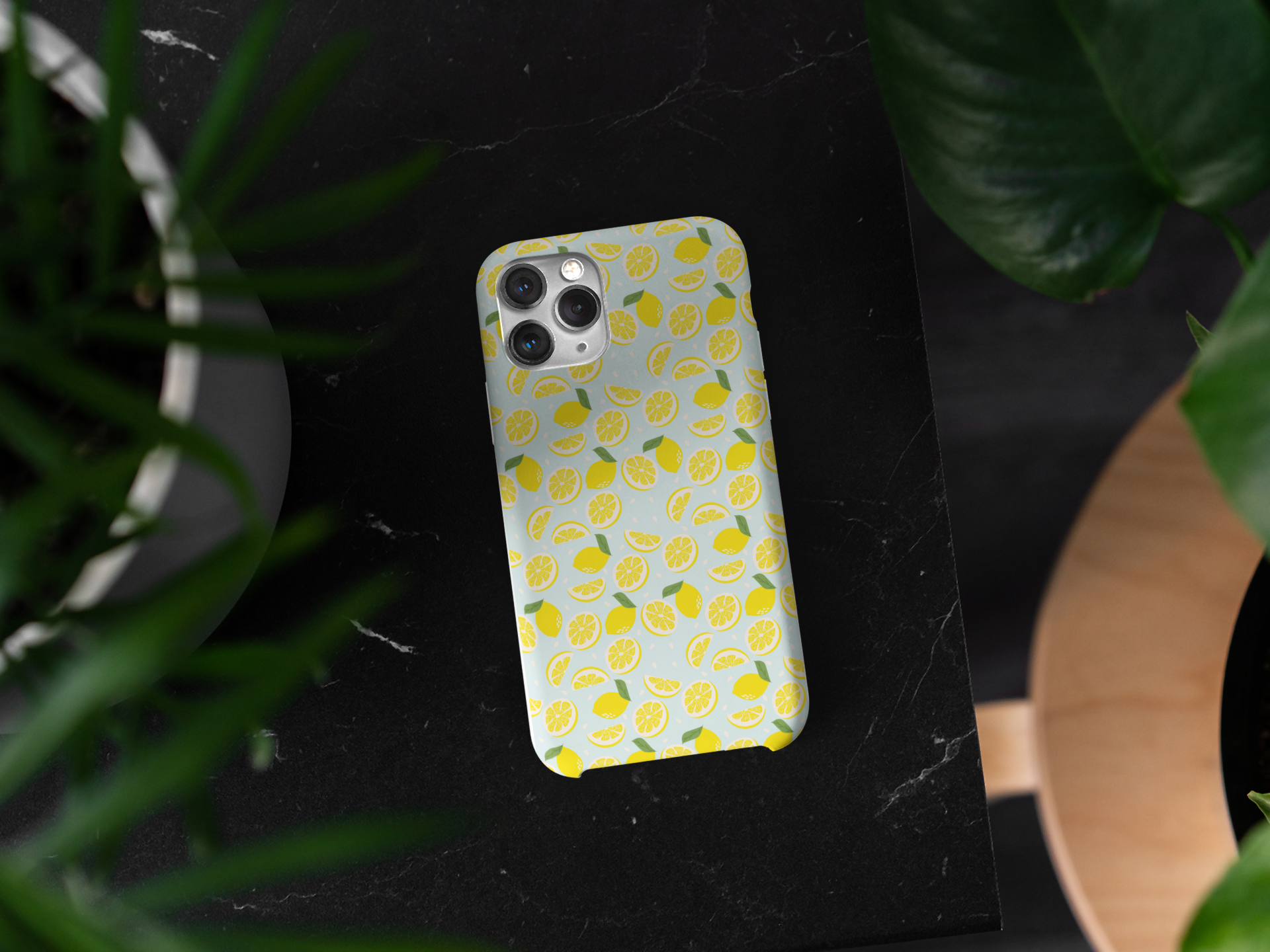 FRESH LEMON CAPRI iPhone Rubber Cover